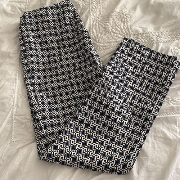 Zara basic women’s cigarette pants with Diamond pattern - Picture 1 of 4